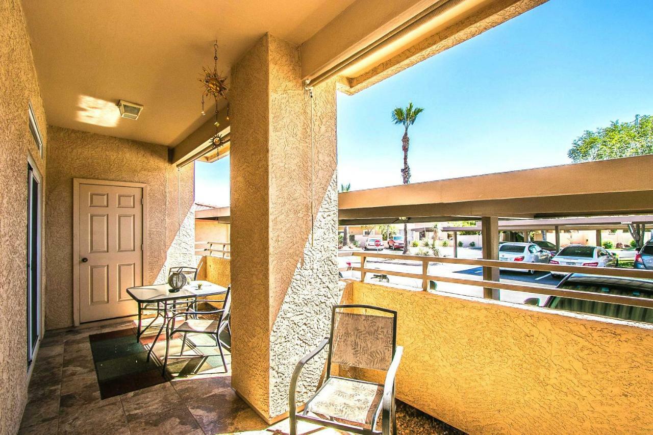 Private Community -- ½ Mile Walk To Hiking & Biking At N. Mtn. Preserve! Holiday home *