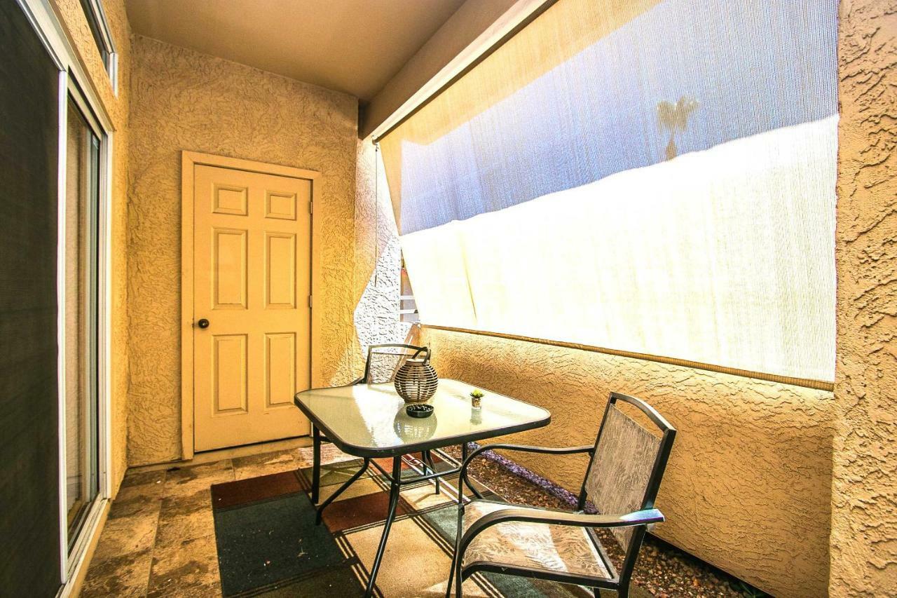 Holiday home Private Community -- ½ Mile Walk To Hiking & Biking At N. Mtn. Preserve! Phoenix